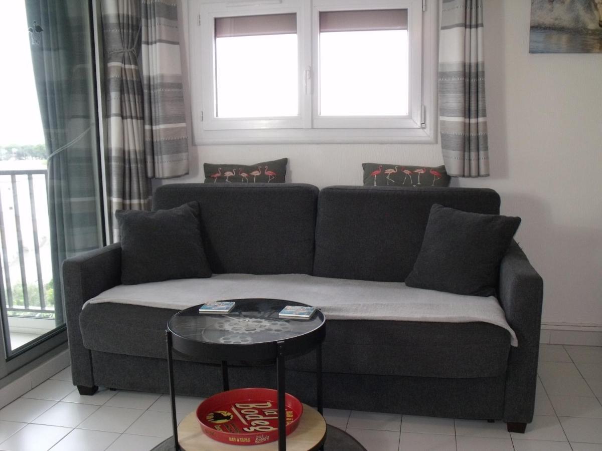 T2, 7 Jours Minimum, Climatise, 3 Etoiles, 40m2 ,parking Prive, 300m, Wifi, Piscines, Tres Propre, Ascenseurs, En Etage Le Grau-du-Roi
